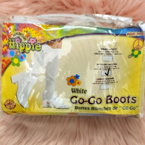 Brand New GENERATION HIPPIE ADULT WHITE GO-GO BOOTS-M - Picture 1 of 8